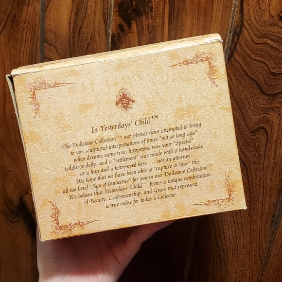 Yesterday's Child Wedding March Music Box 272052 - Picture 14 of 16